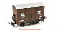 GR-221C Peco Box Wagon number 47037 in SR Brown Livery